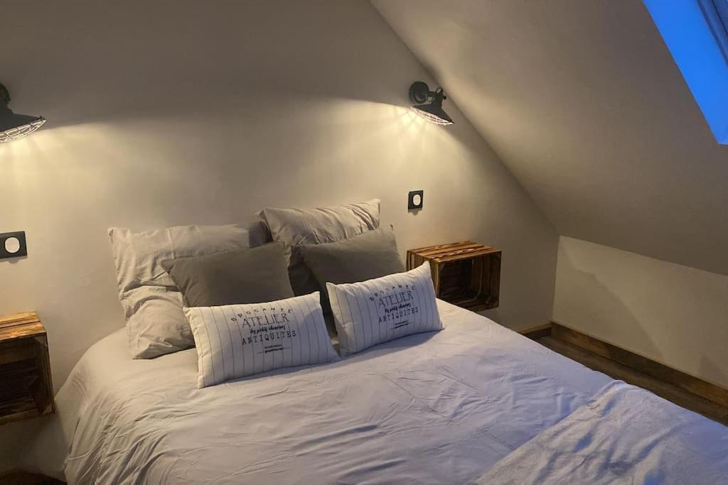 Als As De Coeur La Maison Aux Mille Et Un Coeurs Neuve-Eglise Buitenkant foto